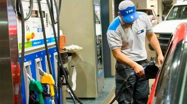 El precio de la nafta sube 20% en marzo por la guerra en Medio Oriente, pero el 19% son impuestos argentinos