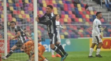 Central Córdoba derrotó a Platense y sueña con meterse en los playoffs