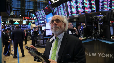 El riesgo país cae casi 10%  tras la tregua entre EE.UU. e Irán