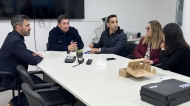 Valeria Arata entregó equipamiento para fortalecer la seguridad vial en Junín y General Arenales