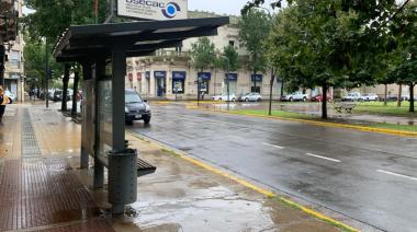 Mañana con lluvia y sin colectivos en Junín