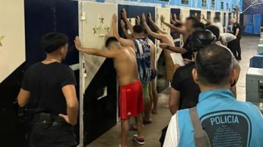 Desbarataron una banda que hacía extorsiones sexuales desde los penales de Sierra Chica y Merlo