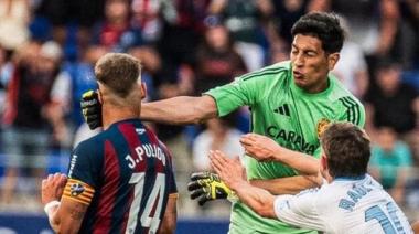 Fuerte sanción para Esteban Andrada: 13 fechas de suspensión por la trompada a un jugador del Huesca