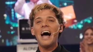 Transporte bonaerense inhabilitó a Santiago Maratea tras filmarse manejando y sin cinturón