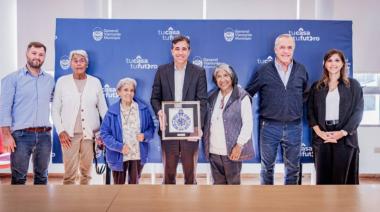 Flexas encabezó homenajes y reconocimientos a las Siervas de San José