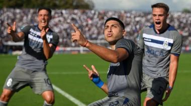 Gimnasia se impuso ante Estudiantes (RC) y se metió en puestos de playoffs