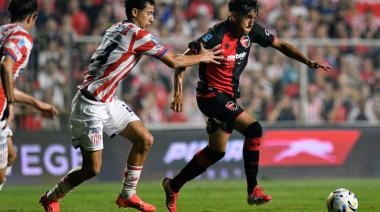 Newell's le ganó a Unión en Santa Fe y se escapa del fondo