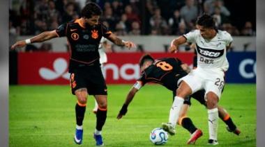 En sus estrenos en la Libertadores, Central empató y Platense perdió