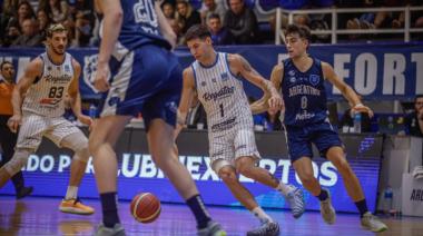 Argentino perdió con Regatas y jugará la permanencia ante Atenas