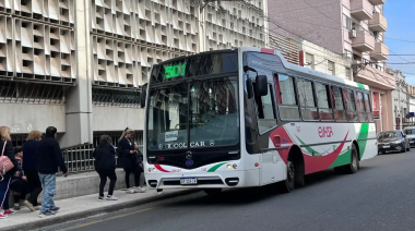 San Nicolás: la empresa de colectivos quiere recortar personal y crece la tensión