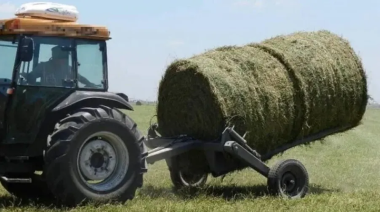 Chocó contra un tractor que circulaba con las luces tapadas y se decapitó