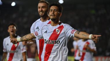 Triunfazo de River ante Carabobo para acercarse a la clasificación