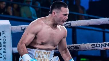 Karim Crucce es el campeón pesado más joven de la historia