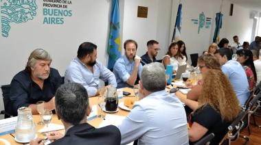Provincia vuelve a negociar salarios con los estatales