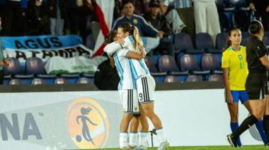 Argentina cayó ante Brasil en la final pero logró una histórica clasificación al Mundial