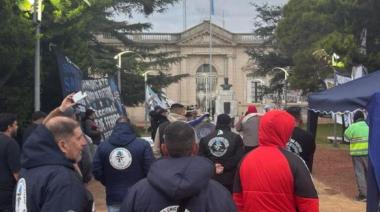 Tensión en Arenales: protestas, camiones y un Municipio que toma distancia