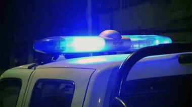 Horror en una comisaría: un hombre entró armado, mató a un policía y murió en un feroz tiroteo