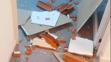 Se desplomó parte del techo de una oficina municipal y un funcionario resultó lesionado
