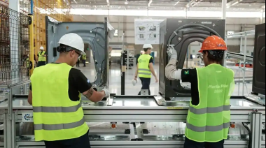 Informe de la UNSAM: El empleo cayó más en el interior que en el AMBA