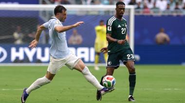 Uruguay empató  ante Arabia Saudita en su debut mundialista