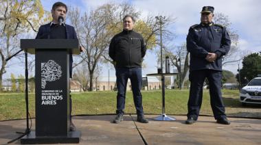 Kicillof aprovechó el escándalo Adorni para pegarle a Milei: “Estoy buscando un pendrive para la Provincia”