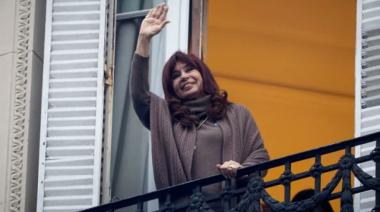 Se cumple un año del fallo judicial que condenó a CFK a 6 años de prisión e inhabilitación