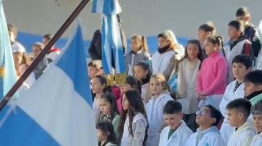 Emotiva Promesa de Lealtad a la Bandera en la Plazoleta “Oscar Soulet”