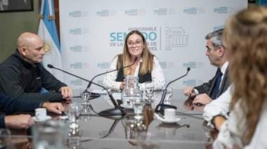 Arata asumió la presidencia de la Comisión de Presupuesto e Impuestos del Senado