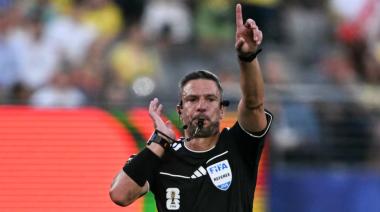 La FIFA designó el árbitro para la final del Mundial entre Argentina y España