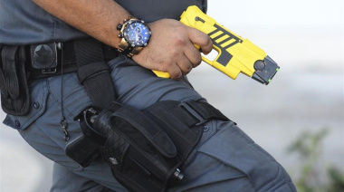 El massismo apura el debate por la utilización de armas no letales en La Bonaerense