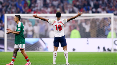 En un vibrante partido, Inglaterra eliminó a México en el Azteca