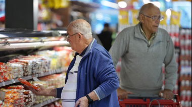 Cuánto aumentarán las jubilaciones, la AUH y otras asignaciones en agosto, tras el dato de inflación