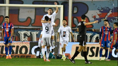 Deportivo Riestra derrotó a San Lorenzo por penales y  clasificó a octavos de final