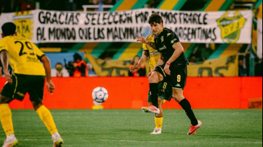 Aldosivi empató con Defensa y Justicia y achicó las diferencias con el Verde, que perdió en Junín