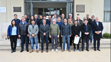 Con presencia de la región, se reunió el Foro Regional de Intendentes en Lobos