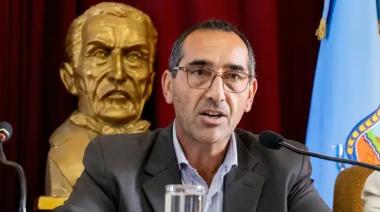 Azul: El gobierno de Sombra confirmó que pagará los sueldos municipales pero sólo el 50% del medio aguinaldo