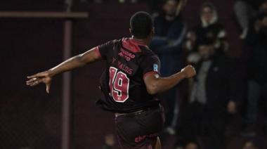 Lanús fue más efectivo y se quedó con el triunfo ante San Lorenzo en el estreno del campeonato