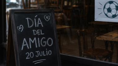 En La Plata, la recesión y el Mundial le ganan la pulseada al Día del Amigo