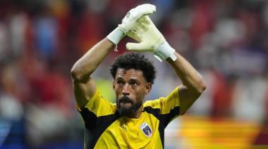 Tras convertirse en una de las revelaciones del Mundial, Vozinha atajará en Colo Colo
