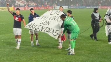 Tigre replicó a la Selección argentina con una bandera sobre las Islas Malvinas