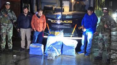 Incautaron 86 kilos de marihuana en el micro del plantel del San Pablo