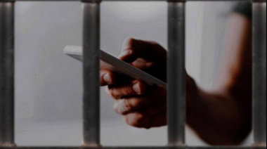 Celulares en las cárceles: la UNICEN advierte que prohibirlos puede afectar la seguridad y la educación