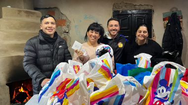 Don Ito entregó más de 200 juguetes nuevos a niños y niñas de sus espacios comunitarios