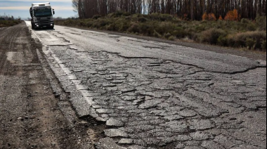 El Gobierno privatiza las rutas y se queda con el impuesto a los combustibles