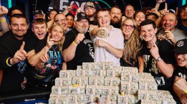 Un jugador de póker de 22 años ganó un importante torneo y se llevó un premio millonario