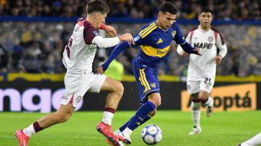 En la última jugada, Boca le ganó a Lanús en La Bombonera y se metió en zona de play offs