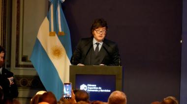 Milei en llamas contra sus críticos: “Los imbéciles dicen que aumenta el desempleo”