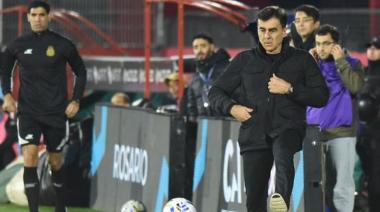 Gustavo Quinteros dejará de ser el DT de Independiente