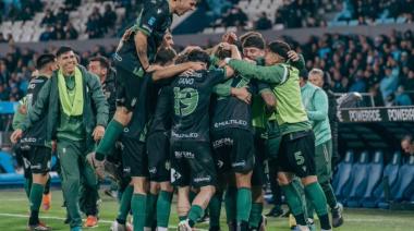 Banfield le ganó a Racing en el Cilindro y tomó un poco de aire abajo