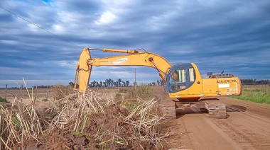 Municipios de la región refuerzan tareas de limpieza de canales y mejoras en caminos
